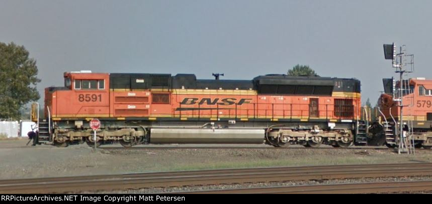 BNSF 8591